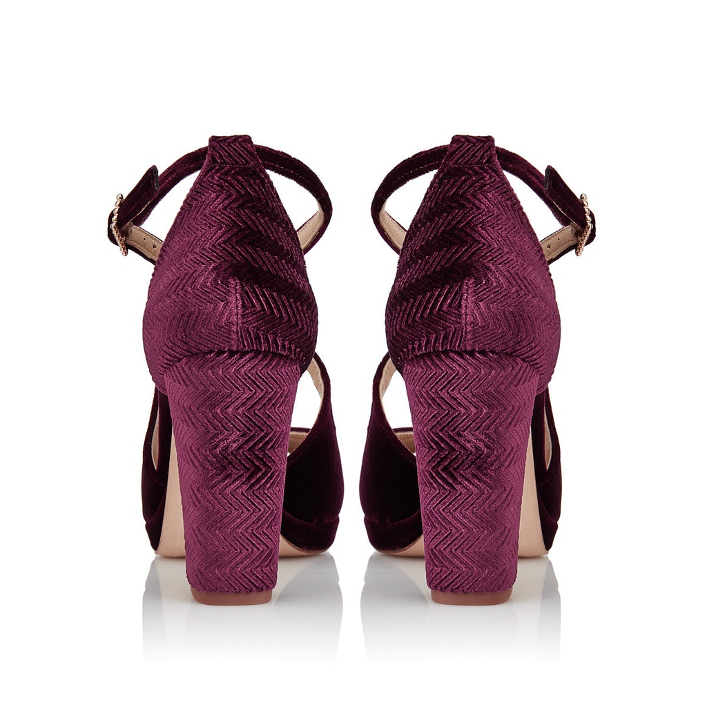 RUBY RED (8.5 CM)