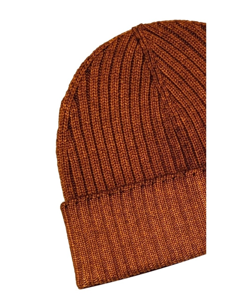 Arovescio Gorro canale hand sprayed treatment color naranja oscuro