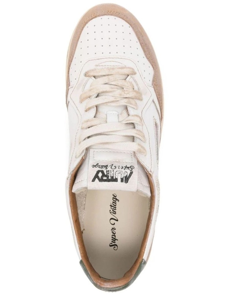 Autry zapatilla Super Vintage blanco con ante beige y talon verde ciprés
