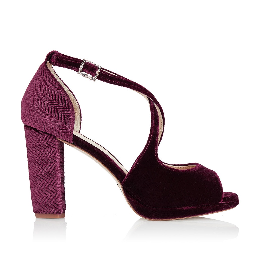RUBY RED (8.5 CM)
