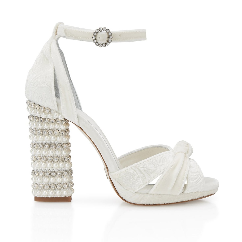 WHITE 2022 (10 CM)