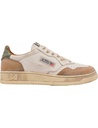 Autry zapatilla Super Vintage blanco con ante beige y talon verde ciprés